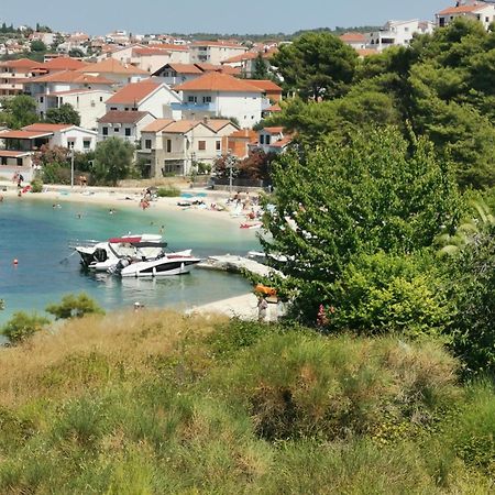 Apartment Croatika On The Beach โตรกีร์ ภายนอก รูปภาพ