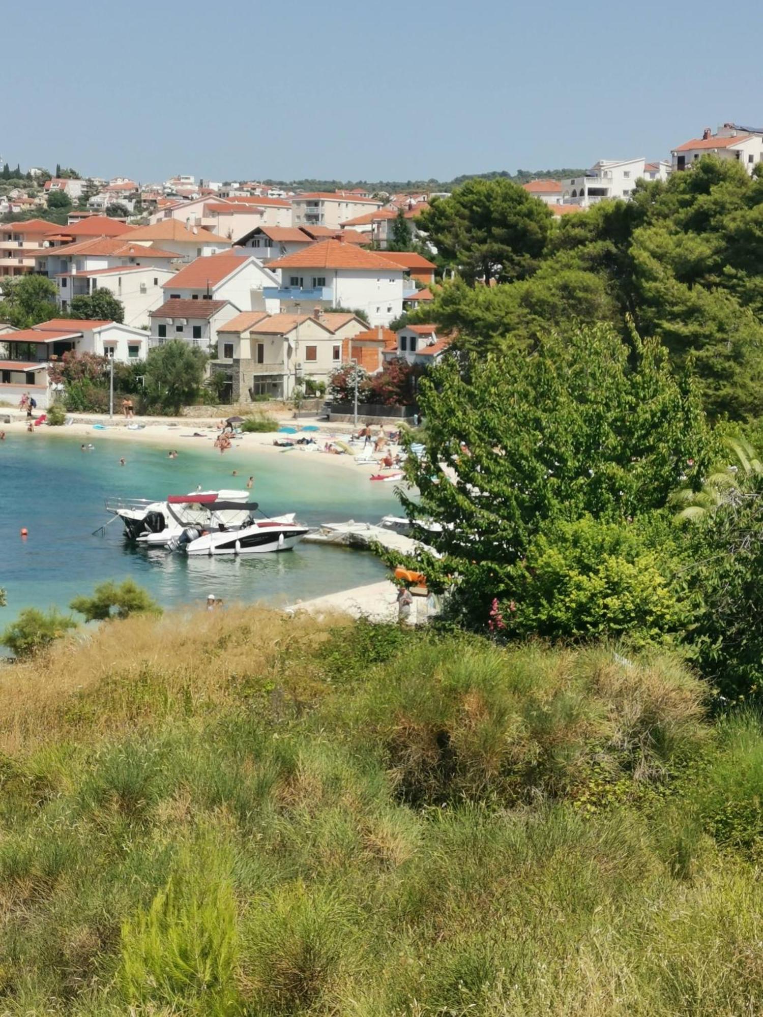 Apartment Croatika On The Beach โตรกีร์ ภายนอก รูปภาพ